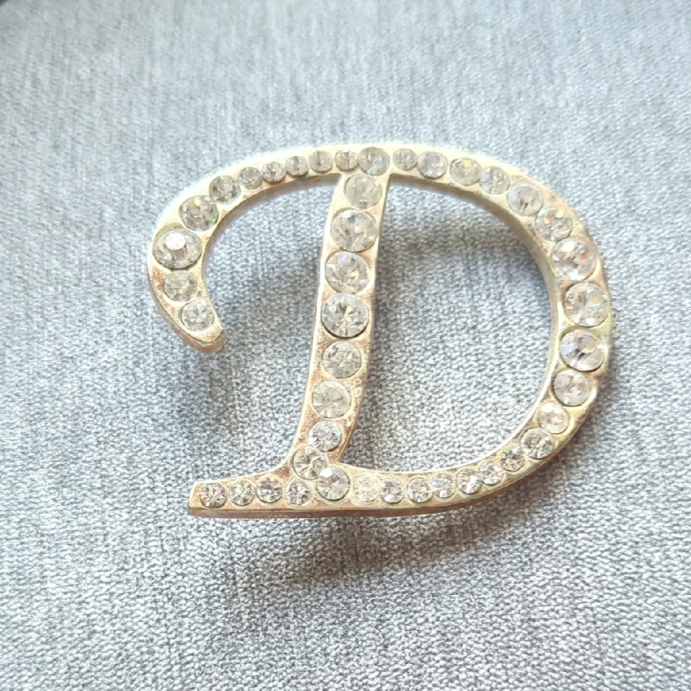 Large Rhinestone D Pin Brooch